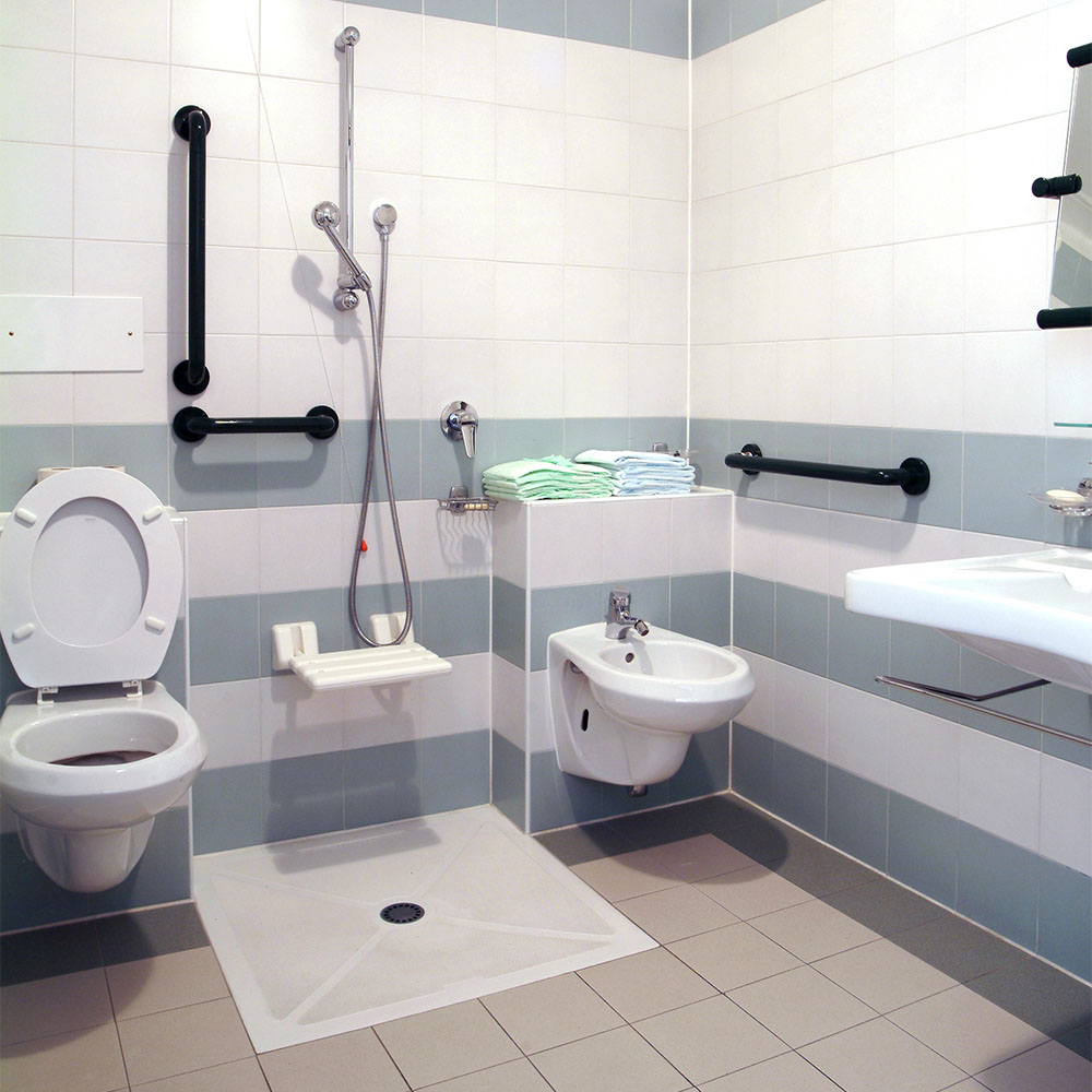 Rénovation de salle de bain PMR dans les Landes